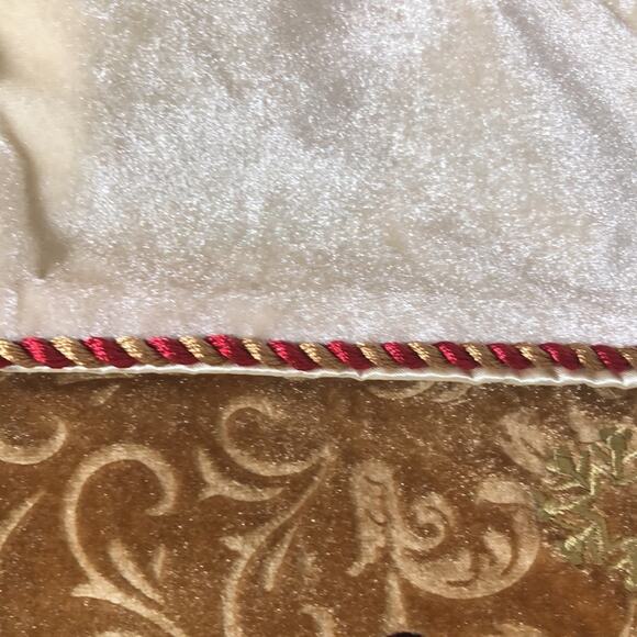 Set of 4 Disney Very Soft Micky and Minnie Stockings - 2 NWT 2 Like New - Picture 15 of 16